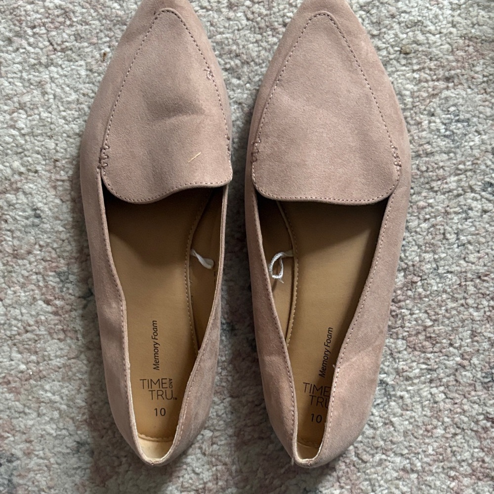 Time and Tru Dusty Pink Suede Pointed-Toe Flats